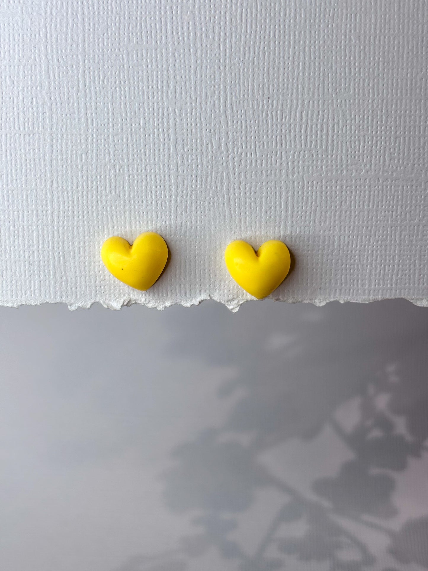 Lemon heart studs