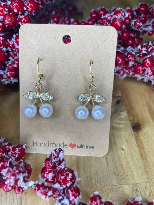 Gold Pearl cherry huggies